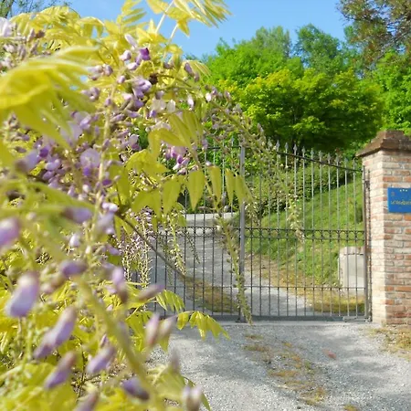 Tenuta Calabiana Country house Diano d'Alba